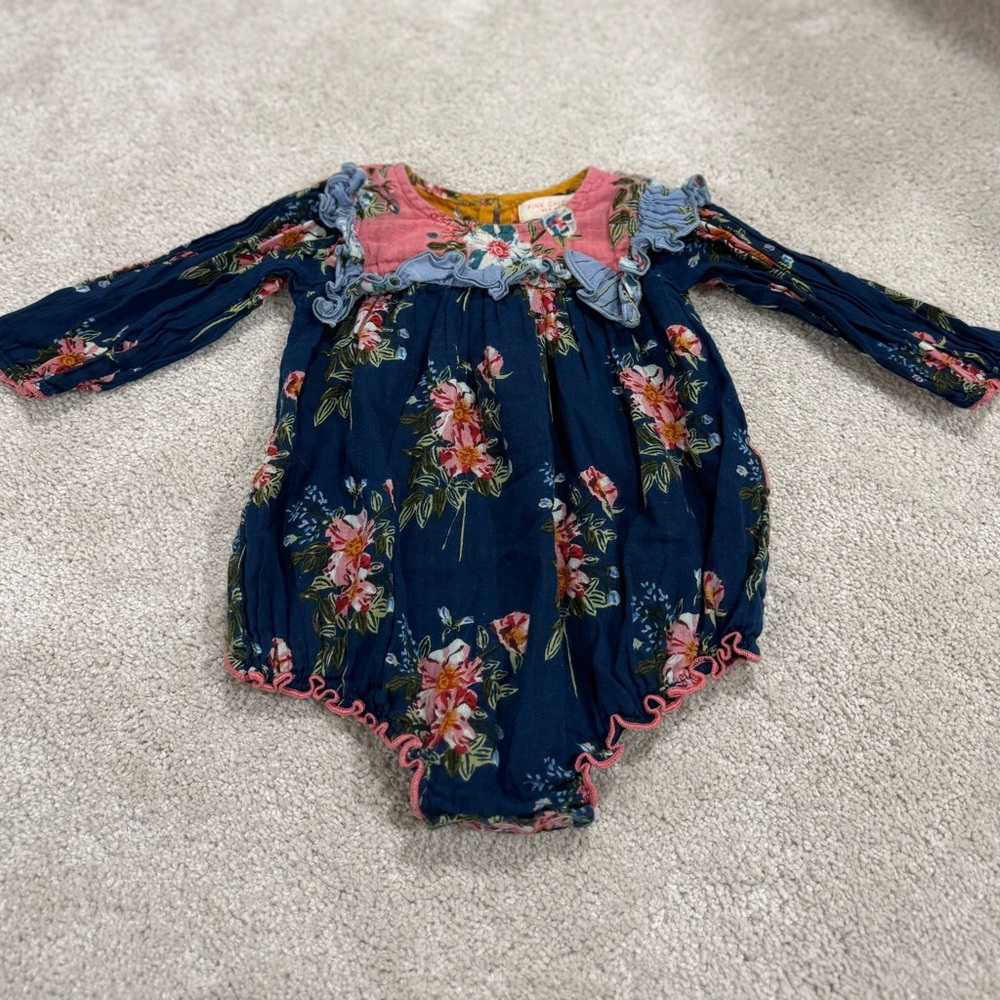 Pink Chicken Floral Bubble